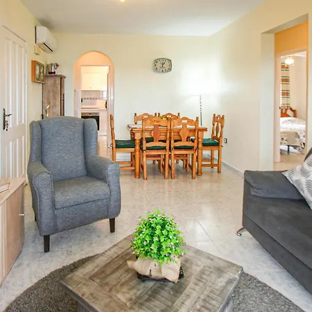 דירה Lovely In Torrevieja With Kitchen לה מאטה